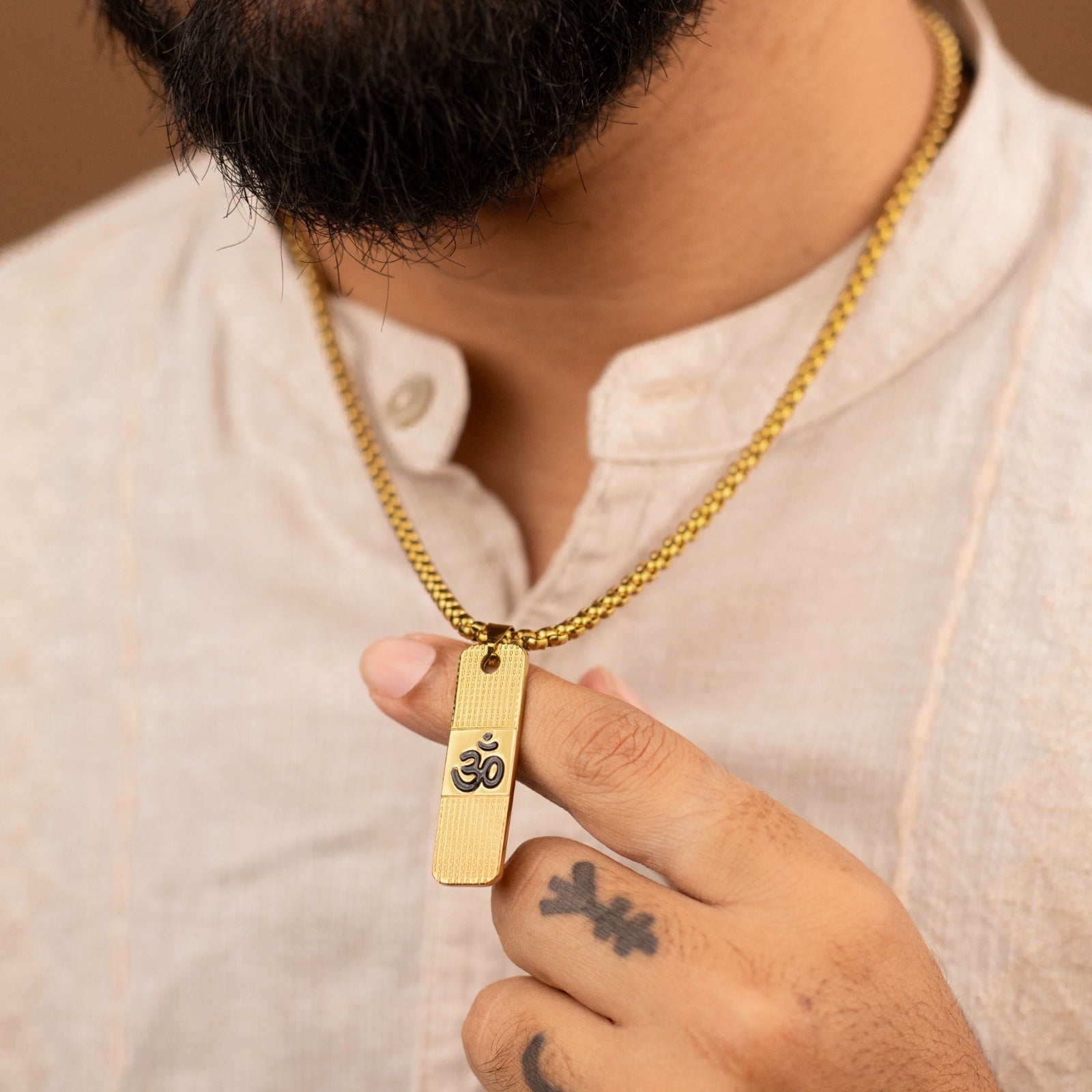 Sacred Lock Om Horizon Grid Pendant