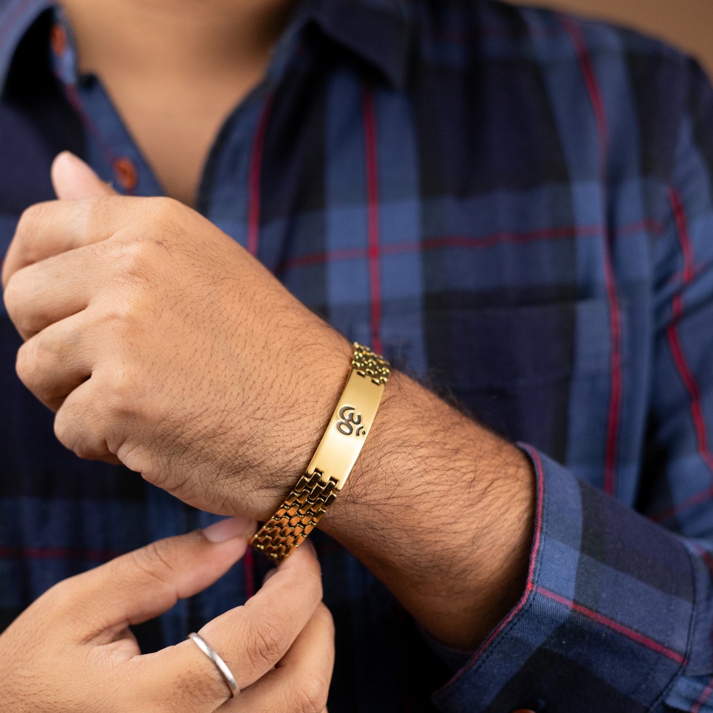 Sacred Lock Om Bracelet For Men's