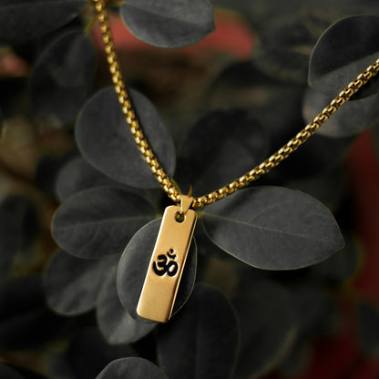 Sacred Lock Om Horizon Pendant