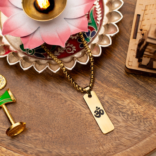 Sacred Lock Om Horizon Pendant