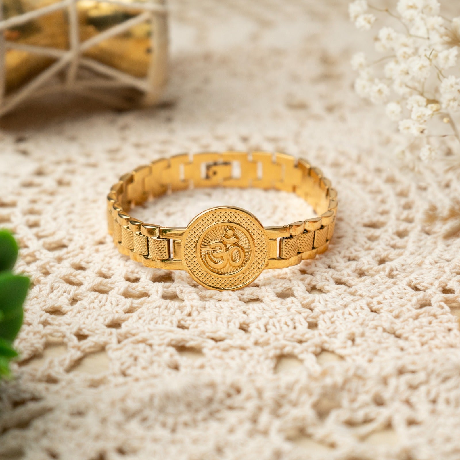 Sacred Lock Round Om Bracelet