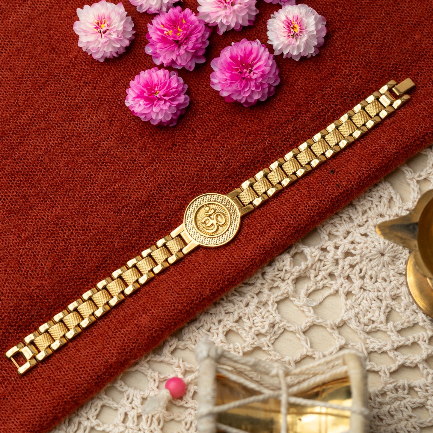 Sacred Lock Round Om Bracelet