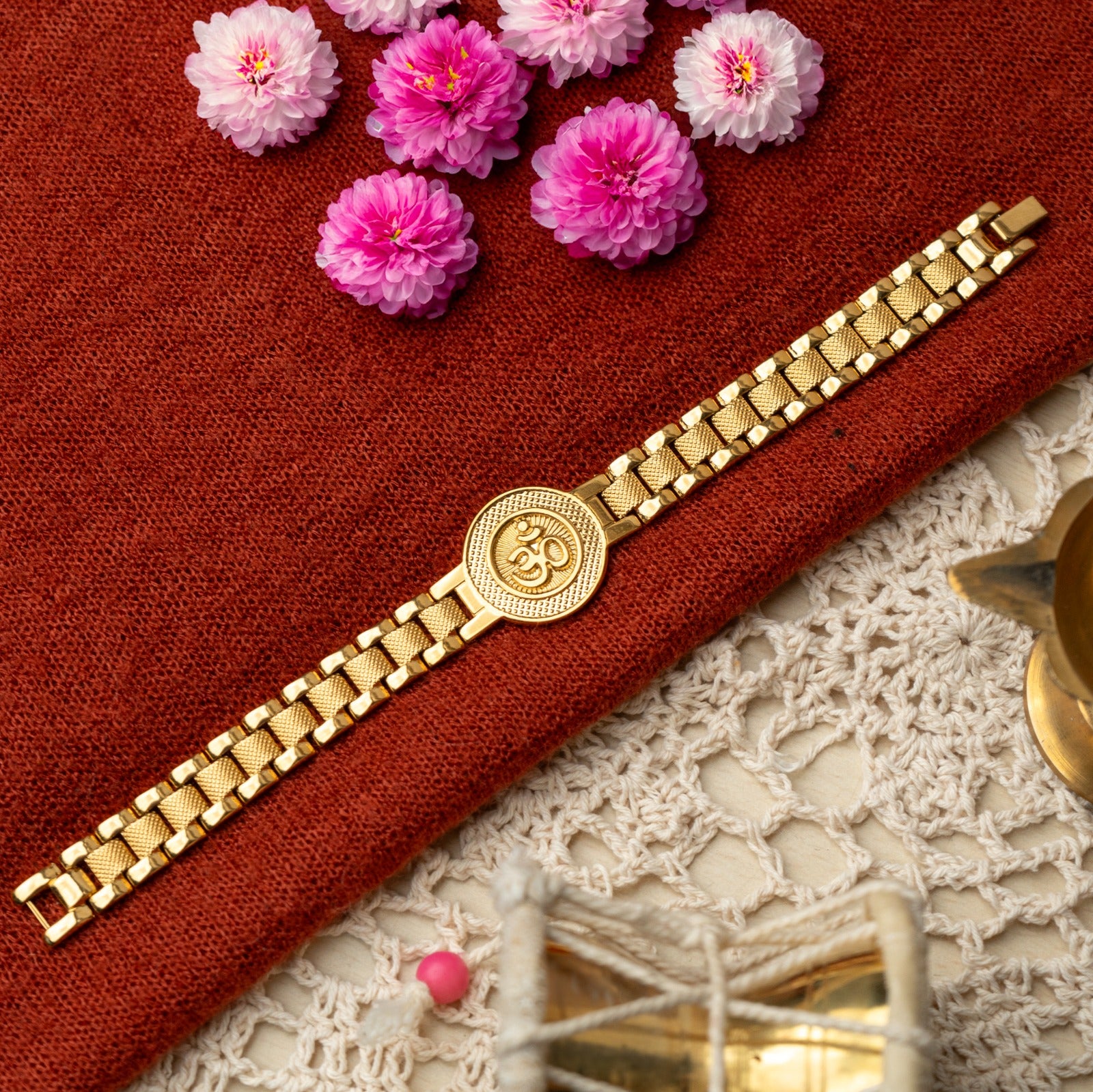 Sacred Lock Round Om Bracelet